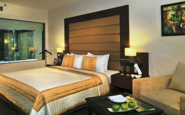 Country Inn & Suites by Radisson, Gurugram Sector 12