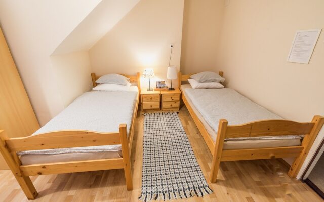 Hostel Kozmus