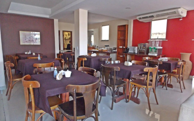 Ara Praia Hotel