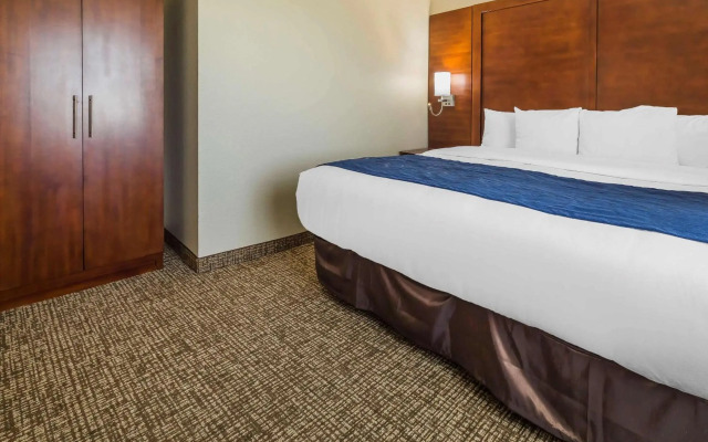 Comfort Suites El Paso Airport
