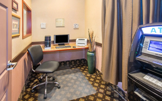 Quality Inn And Suites Lethbridge