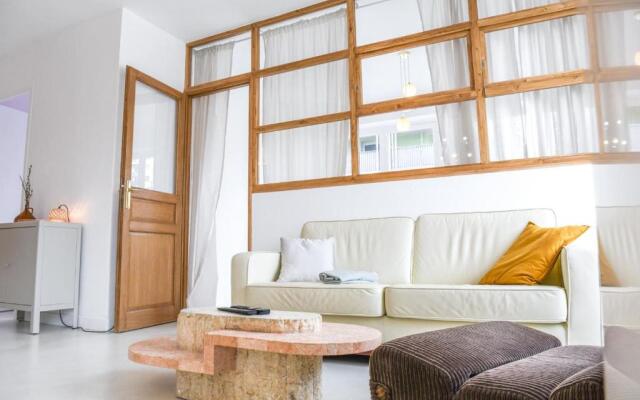 Grand 2 chambres avec terrasse Parc Longchamp