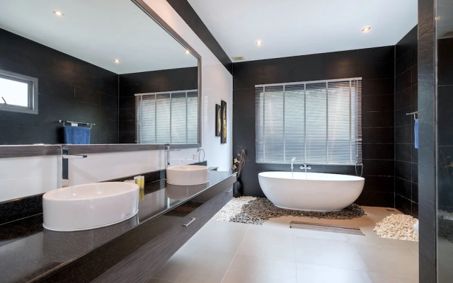 Villa Talosy with Salt Pool near NaiHarn