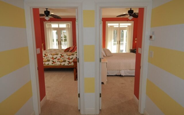 Crystal Beachin' - 1942431