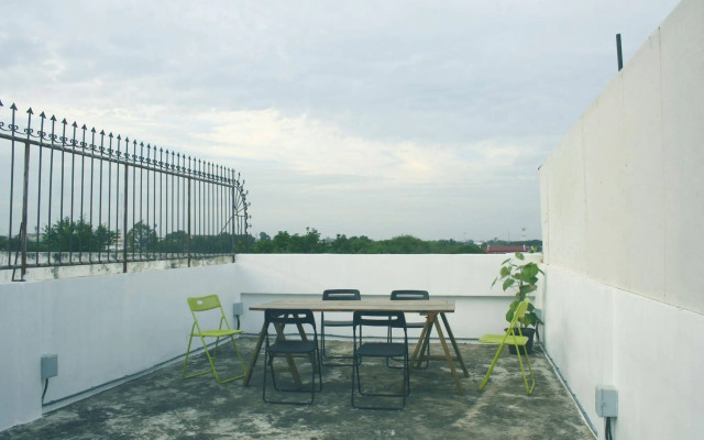 YoodYa Hostel