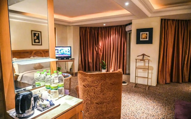 Katriya Hotel & Towers
