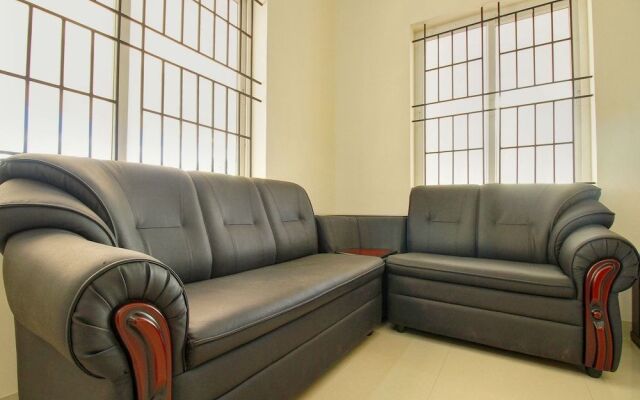 OYO 14815 Anu Residency