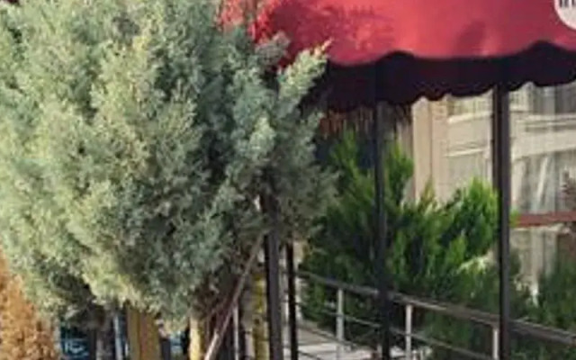 Inn 12