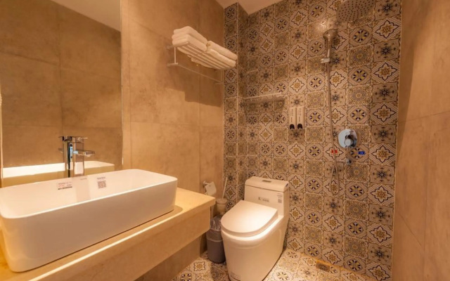Yangshuo 9 Time Hotel