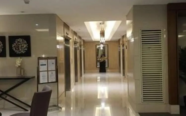 SeaBreeze at Breeze Residences