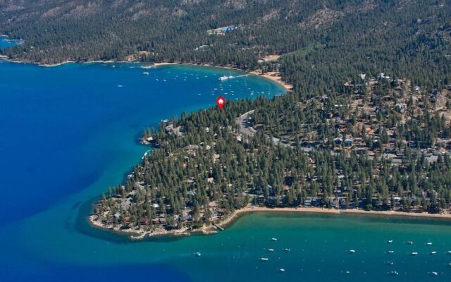 Smokey Joes by Lake Tahoe Accommodations