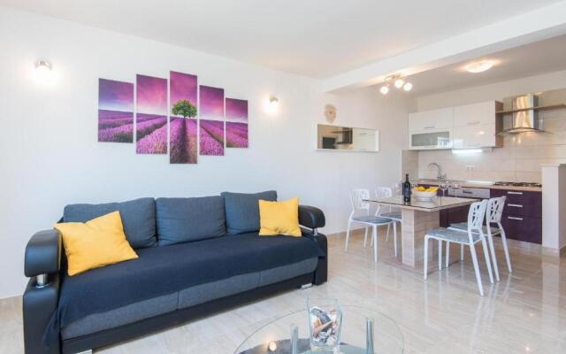 House FIDULIC - apartment THE LAVENDER