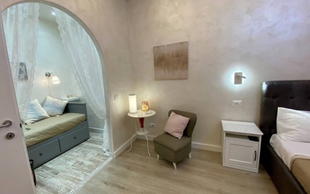 "apartment Near the Colosseum With Metro Line A a 2-minute Walk Away"