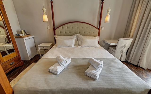 Lagoon Suites Boutique Hotel