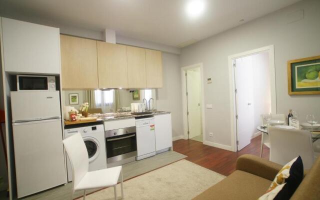 Apartamento al lado de Gran Via - Pink
