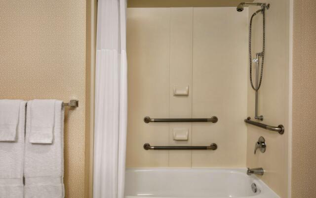 Hampton Inn & Suites by Hilton Langley-Surrey