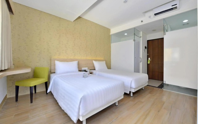 Whiz Hotel Falatehan Jakarta