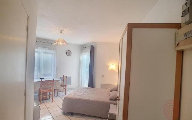 Appartement Lamalou-les-Bains, 1 pièce, 2 personnes - FR-1-451-95