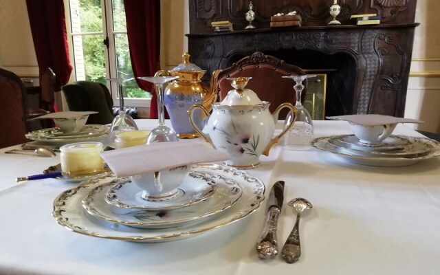 Le Chateau De La Tourlandry