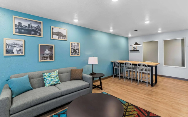 WoodSpring Suites Austin North I-35