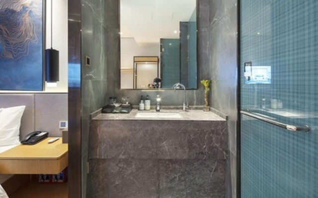 Qianna Baihe Boutique Hotel