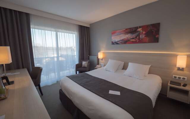 Best Western Plus Hôtel Le Roof