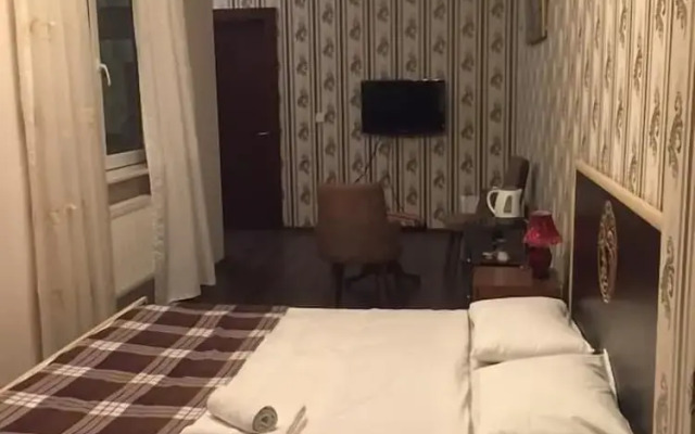 Tourest Inn Central - Hostel