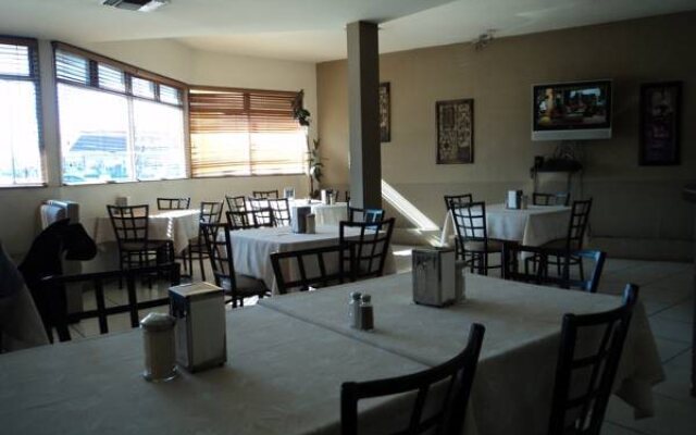 Hotel Mónaco
