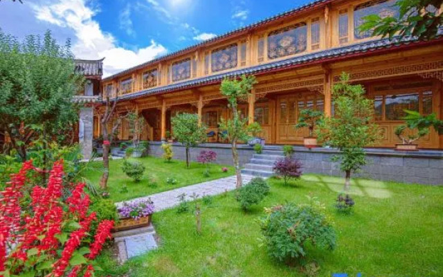 Lijiang Wenfu Courtyard Inn