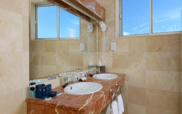 The Caleta Hotel Health, Beauty & Conference Centre