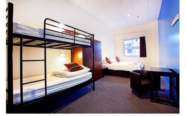 Urban Central Accommodation - Hostel