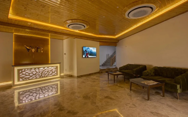 Woodrock Hotel Manali