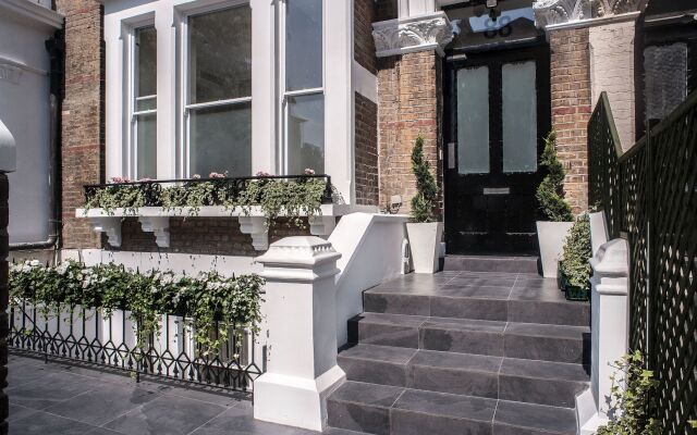 Mstay 88 Studios Kensington