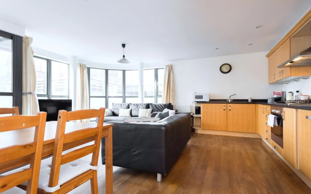 Platinum Apartments in Southwark 9992