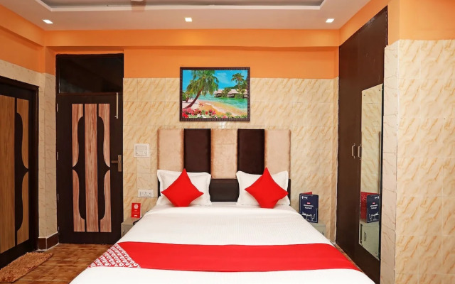 Qlark Rooms & Lawn By OYO Rooms