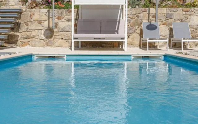 Villa Agrithea