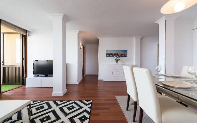 Stunning Double Bedroom Apartment