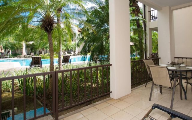 Ground-floor Unit, Terrace With Direct Access to Pool in Coco