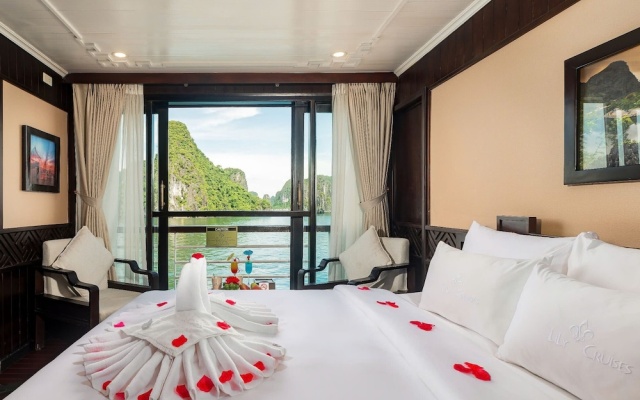 Lan Ha Bay 4 Star Cruise – Guest Rooms – Ha Long