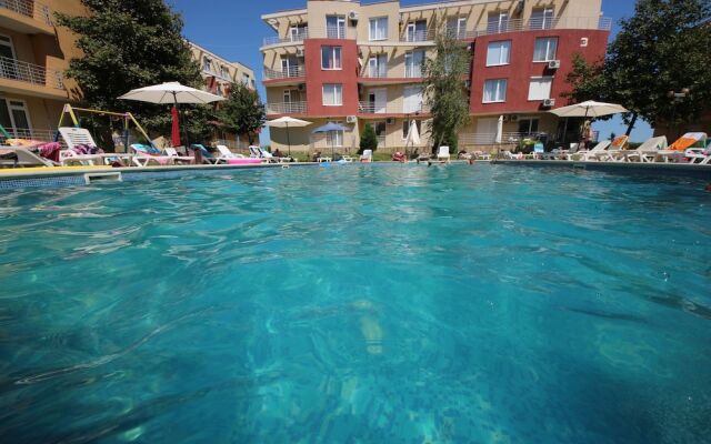 Sunny Day 5 Menada Apartments