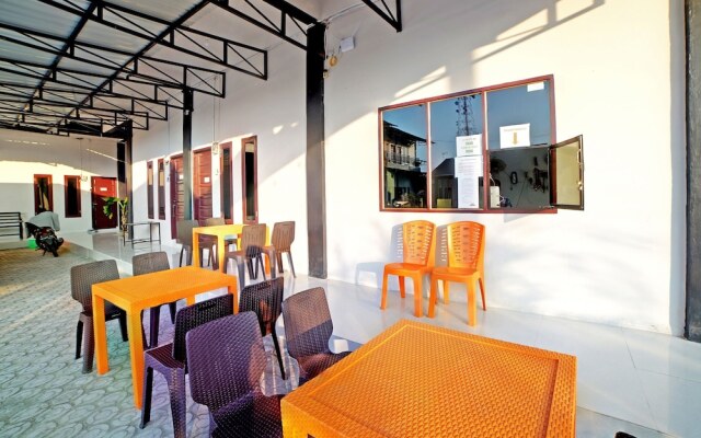 OYO 90618 Hanania House Syariah