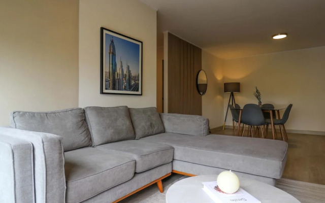 w Prestigious 3BR w Great Balcony in Miraflores