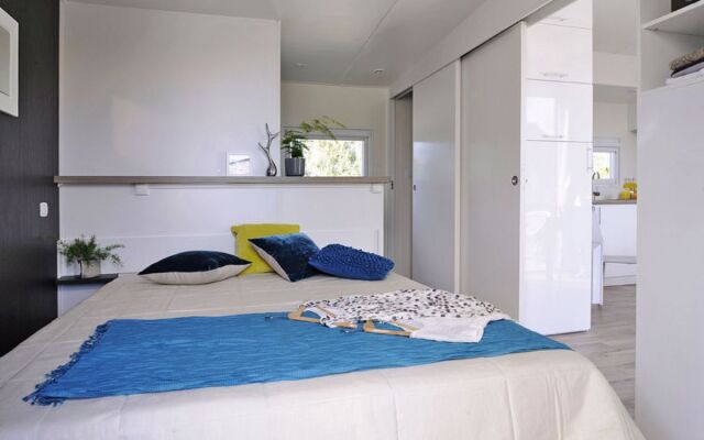 Holiday Home Le Mediterranée - AGL255