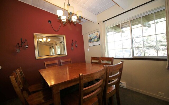 Mammoth S #205 3 Bedroom Condo