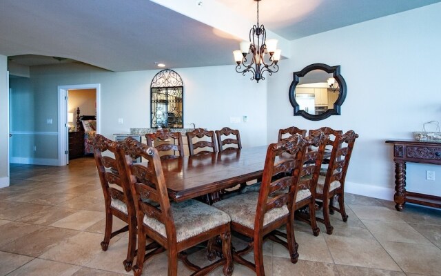 Crd0202 4 Bedroom Condo