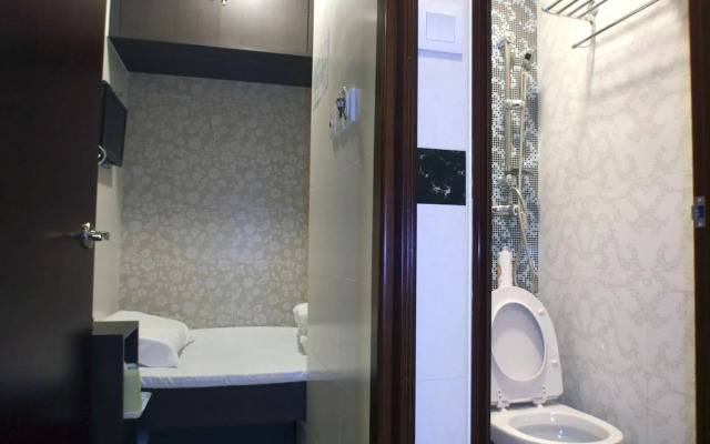 Mong King Hotel