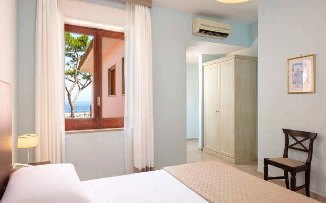 Dive Residence