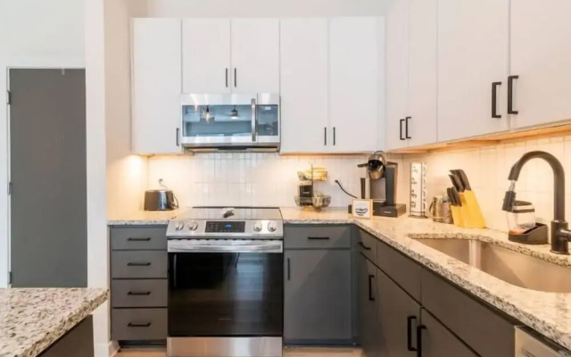 Luxury Apartment Uptonw Wi-Fi Gym 233