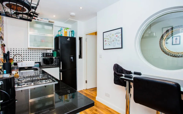 2 Bedroom Flat Sleeps 4 In Chelsea