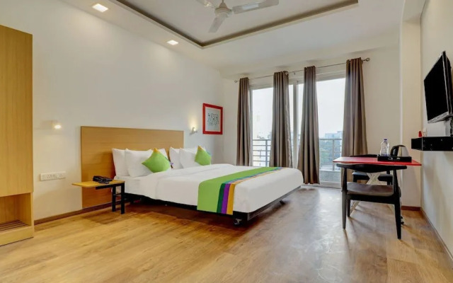 Chs Medanta by Treebo Rooms
